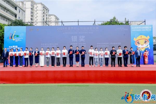 图片 4 图片 4