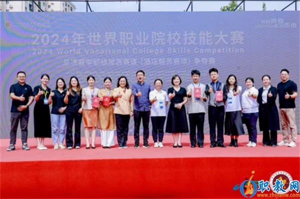 图片 11 图片 11