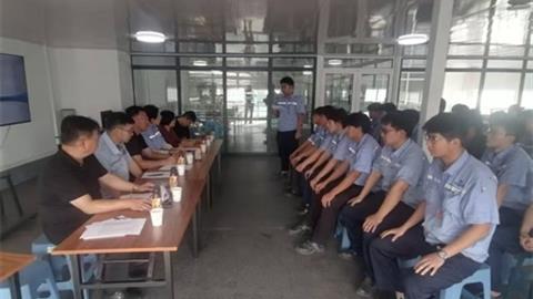 关于做好丰南区职教中心2023级贯通培养”2+2+2”数控技术应用专业实习工作的座谈会